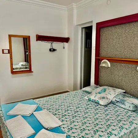 Rose Pensionat 3*